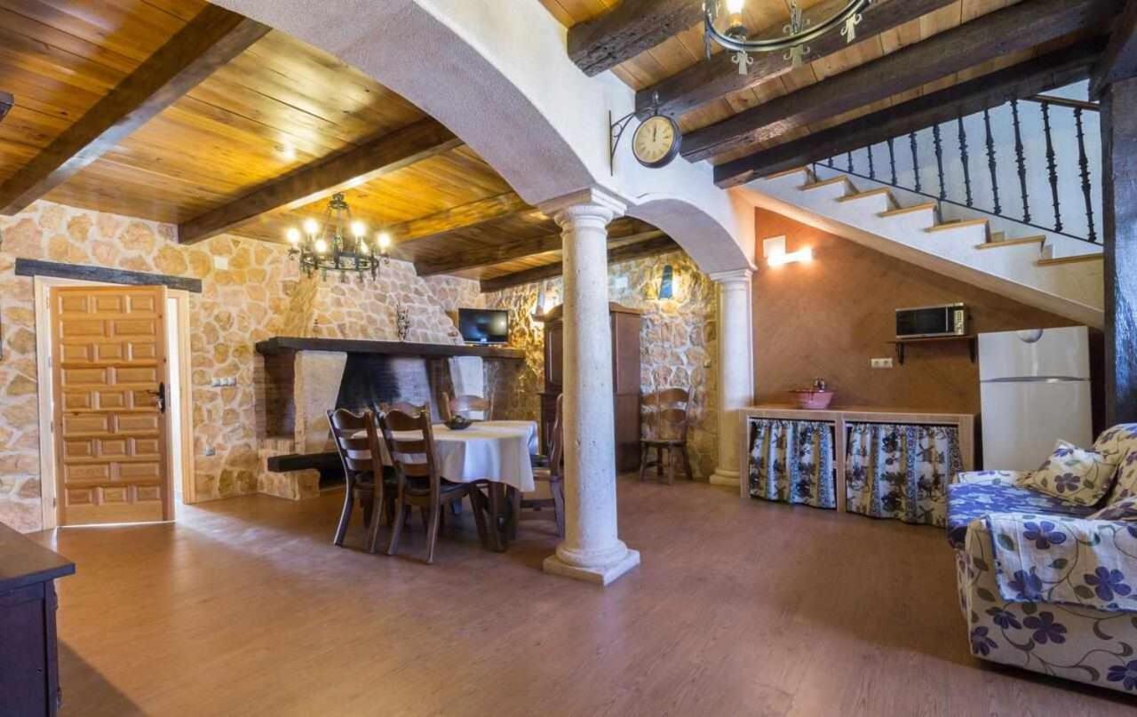 Casa Rural La Del Alba Seria Аргамасилья-де-Альба Экстерьер фото
