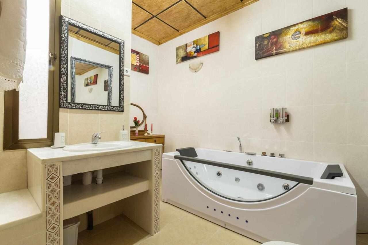 Casa Rural La Del Alba Seria Аргамасилья-де-Альба Экстерьер фото