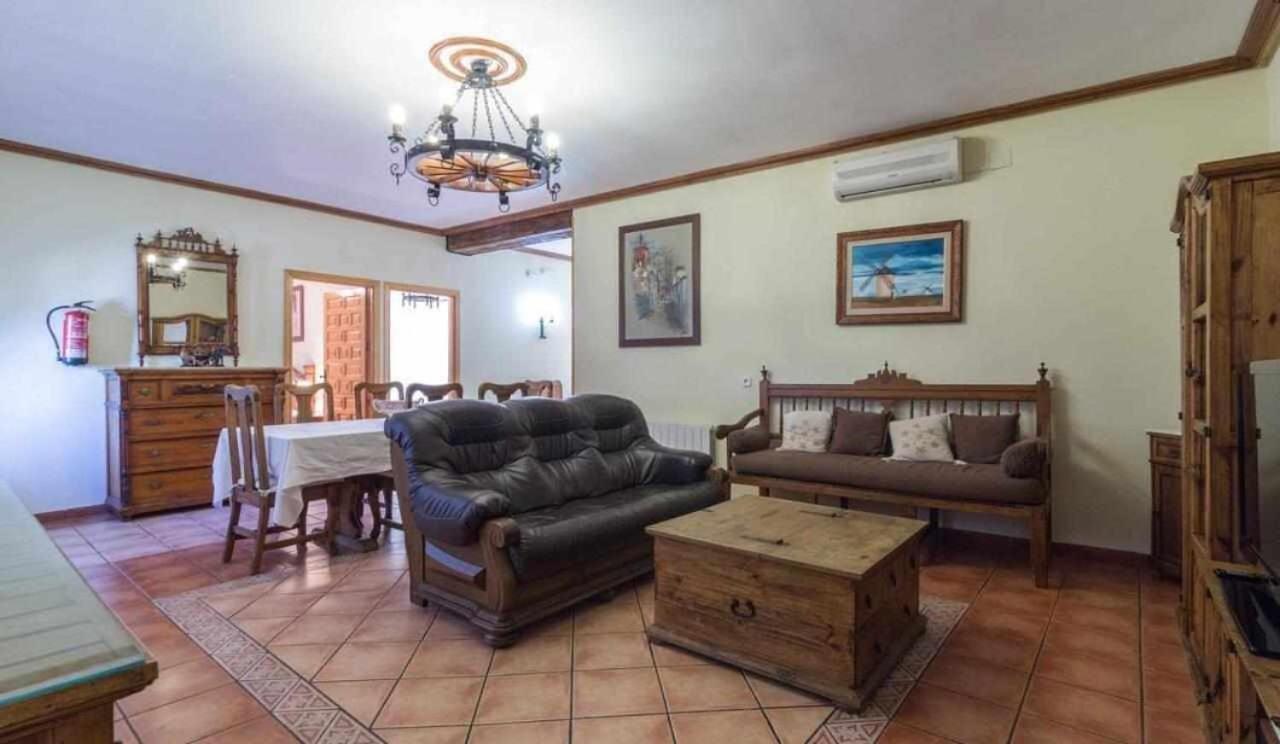 Casa Rural La Del Alba Seria Аргамасилья-де-Альба Экстерьер фото