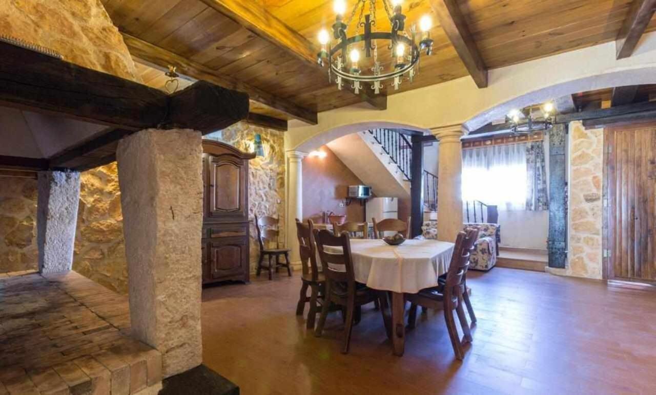 Casa Rural La Del Alba Seria Аргамасилья-де-Альба Экстерьер фото