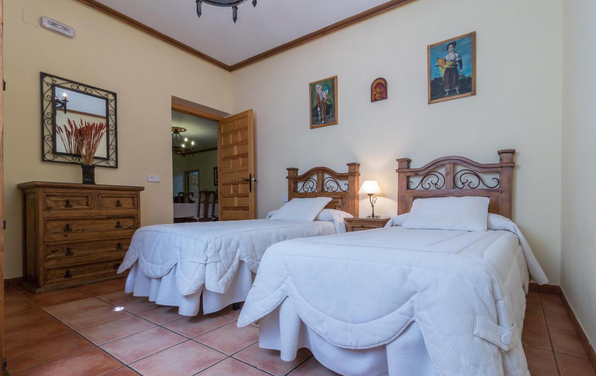 Casa Rural La Del Alba Seria Аргамасилья-де-Альба Экстерьер фото
